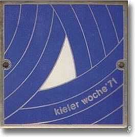 enamelled sailing badge Kieler Woche Plakette 1971