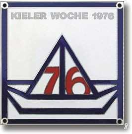 enamelled sailing badge Kieler Woche Plakette 1976